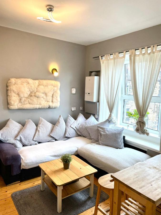 Lothian Road - Castle View Apartment エディンバラ エクステリア 写真
